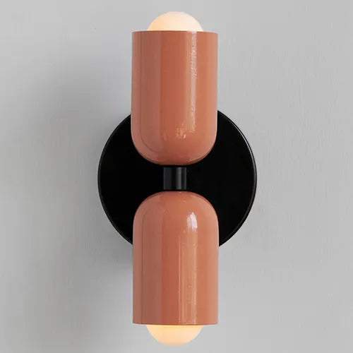 Moderne Doppelkopf Wandleuchte aus Eisen