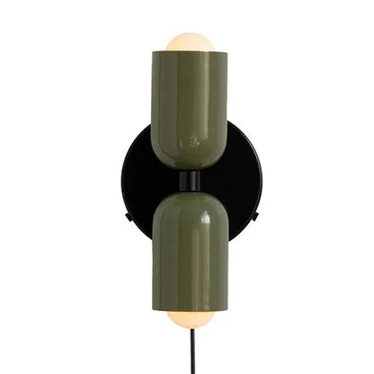 Moderne Doppelkopf Wandleuchte aus Eisen