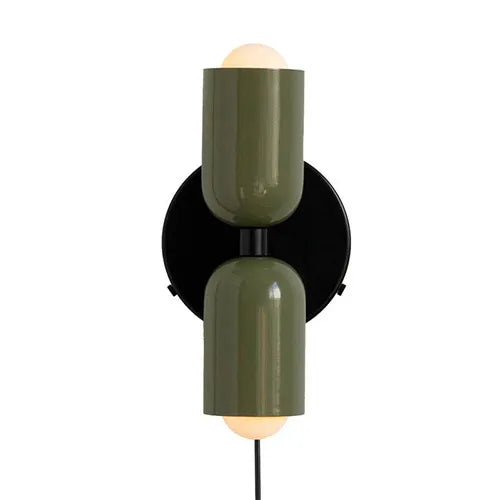 Moderne Doppelkopf Wandleuchte aus Eisen