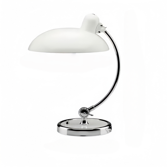 Moderne LED Tischlampe aus Metall Verchromt