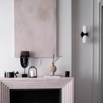 Moderne Doppelkopf Wandleuchte aus Eisen