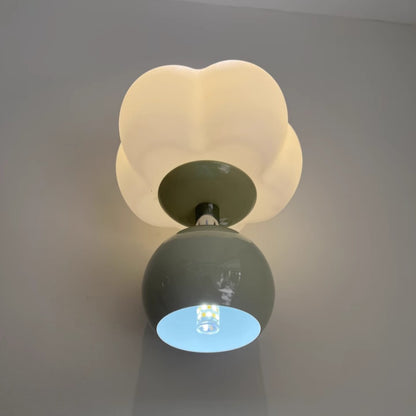 Blumenförmige Wandleuchte