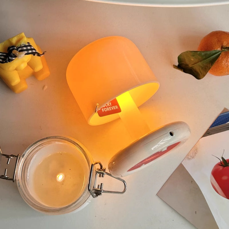 LED Nachtlicht im Landhausstil aus Kunststoff Pilzform mit warmem Licht