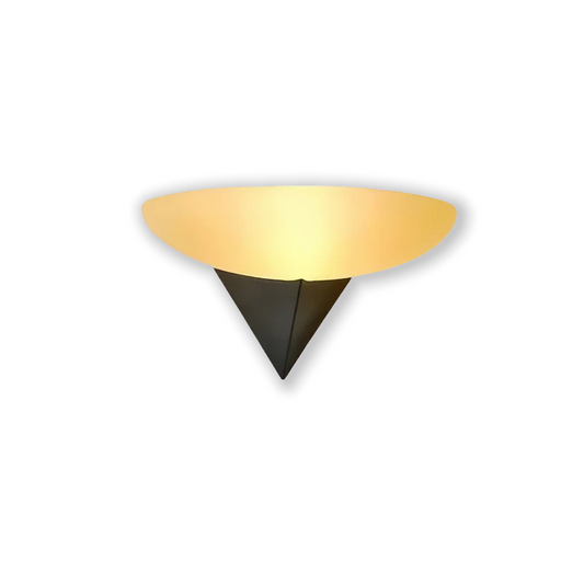 Moderne Wandleuchte aus Harz Kegel Design